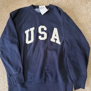 Brandy Melville John Galt USA crewneck NWT